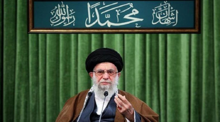 الامام الخامنئي