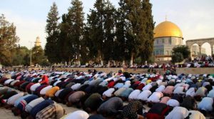 40 ألف فلسطيني يؤدون صلاة الجمعة في المسجد الاقصى المبارك