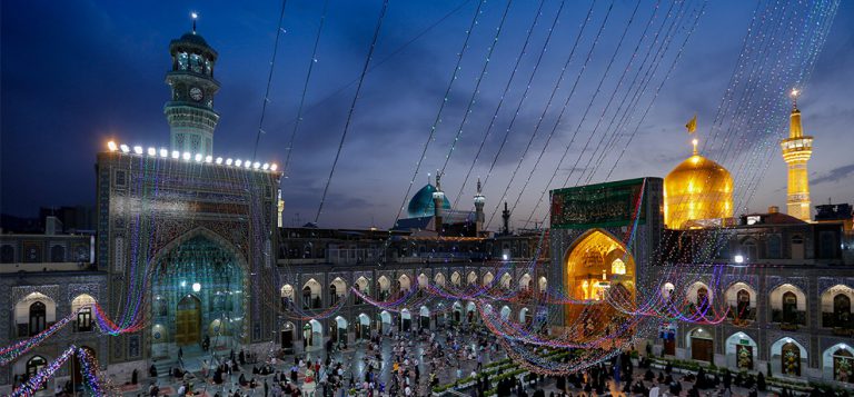 أجواء العيد الفطر المبارك تعم العتبة الرضوية المقدسة