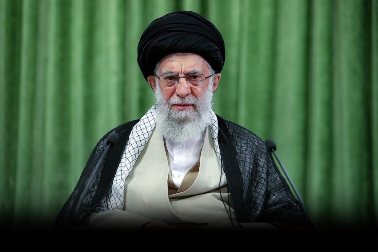 الإمام الخامنئي