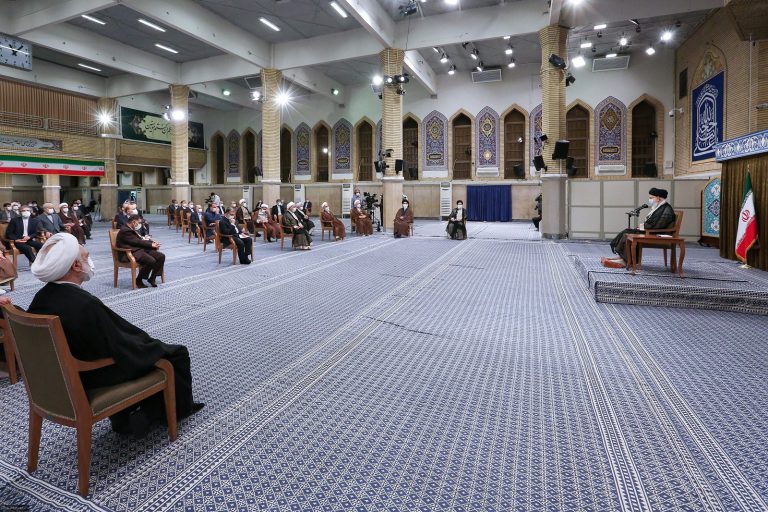 الامام الخامنئي