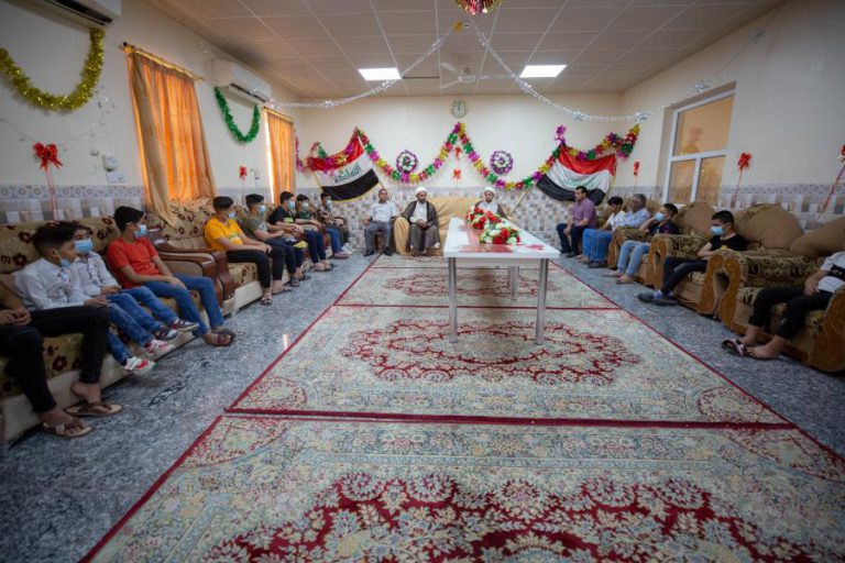 الإرشاد الأسري في العتبة العلوية يزور دار البراعم للأيتام