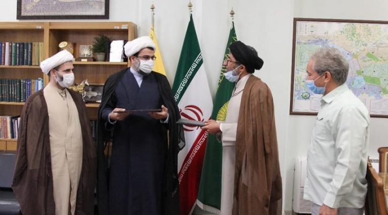 تعاون ثقافي بين العتبتين الرضوية والسيدة معصومة المقدستين