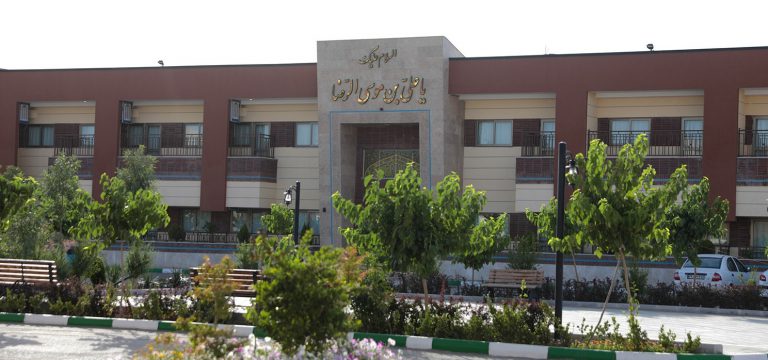 كيف تستضيف العتبة الرضوية المقدسة آلاف الزوار من الأسر المتعففة؟