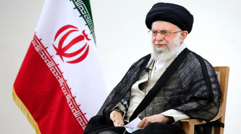 الامام الخامنئي