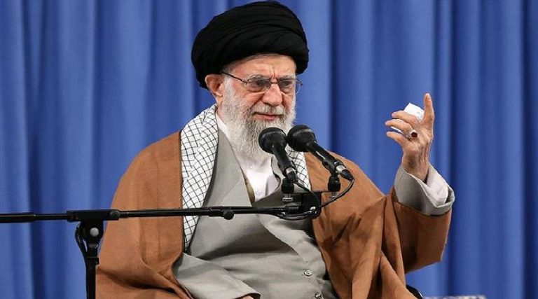 الامام الخامنئي