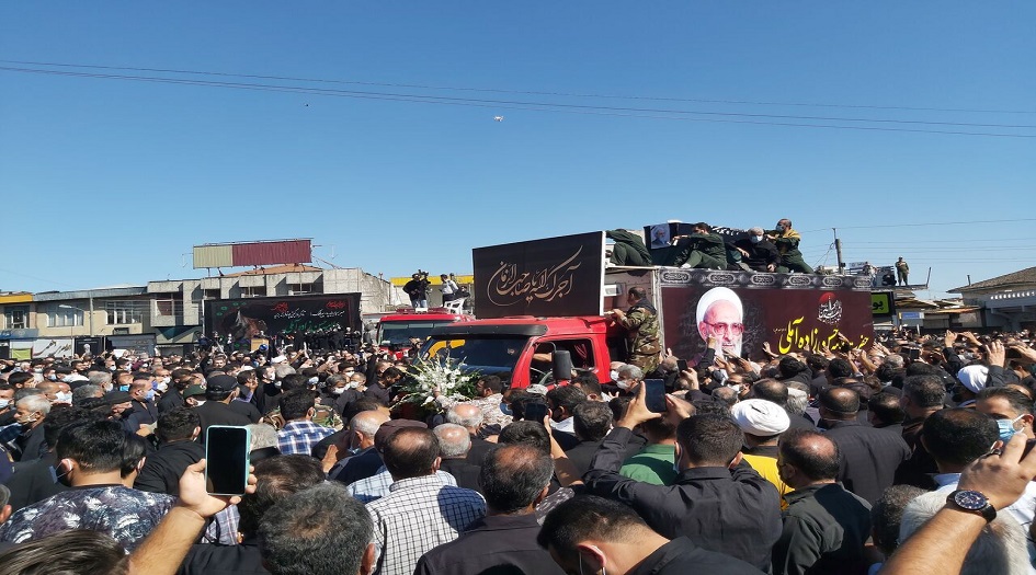 تشييع جثمان العلامة حسن زادة آملي في مدينة آمل شمال ايران