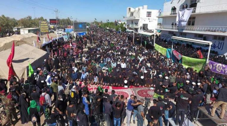 ذكرى الأربعين.. إقامة أطول صلاة جماعة على طريق "يا حسين"