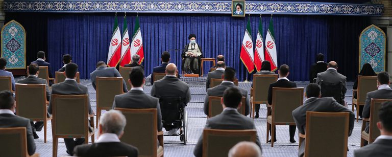 الامام الخامنئي