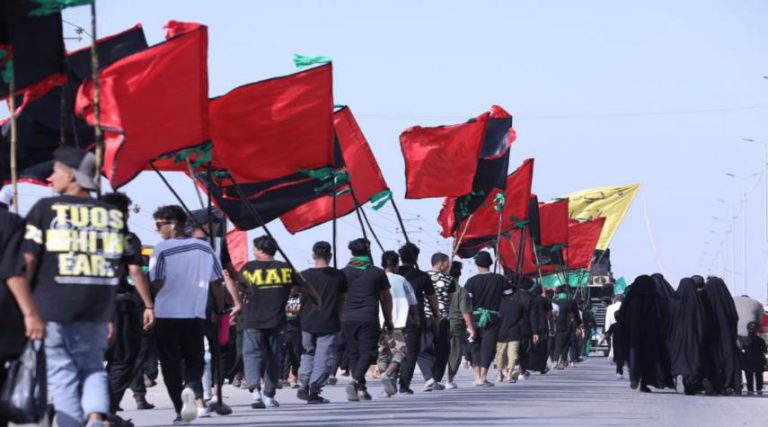 بالصور من العراق.. البصرةُ تلبّي نداء الأربعين