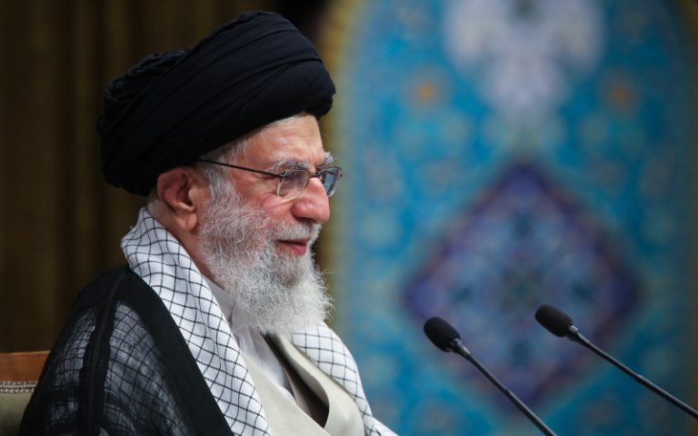 الامام الخامنئي