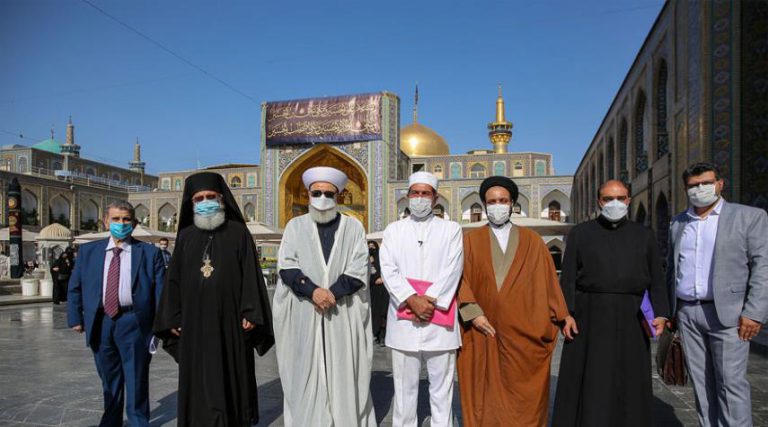 العتبة الرضوية تنظم ندوة "الإمام الرضا وحوار الأديان"