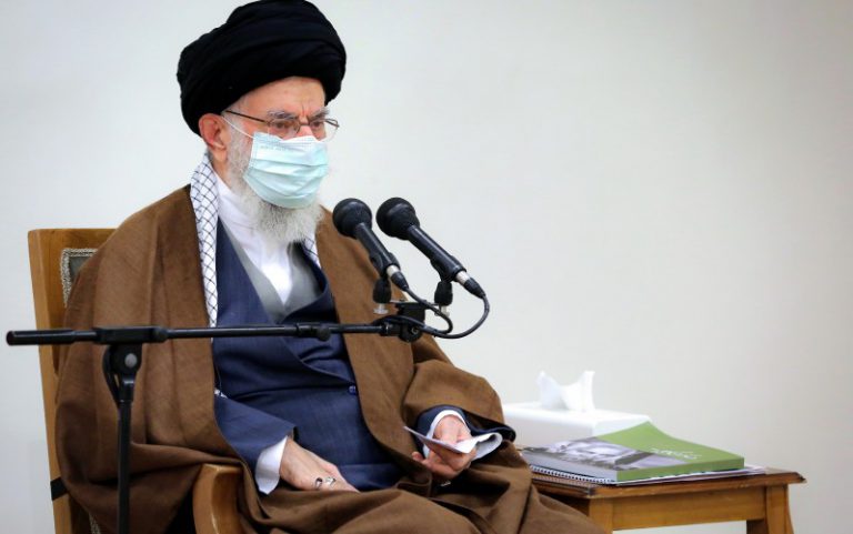 كلمة في لقاء مع عائلة الشهيد الحاج قاسم سليماني والأعضاء في لجنة إحياء ذكراه