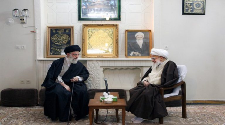 الامام الخامنئي يؤبن المرجع الراحل آية الله صافي كلبايكاني
