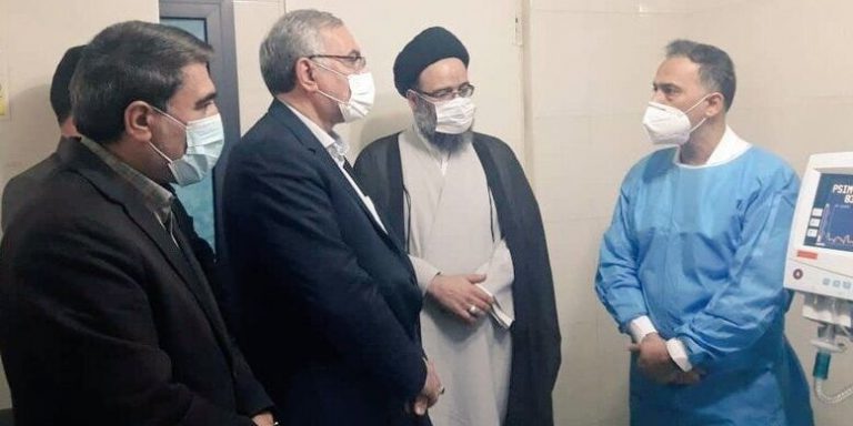 عيادة وزير الصّحة لآية الله العظمى علوي الجرجاني نيابة عن الإمام الخامنئي