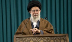 قائد الثورة الاسلامية: يهنئ المسلمين بالمبعث النبوي ويعتبره أعظم هدية الهية للبشرية
