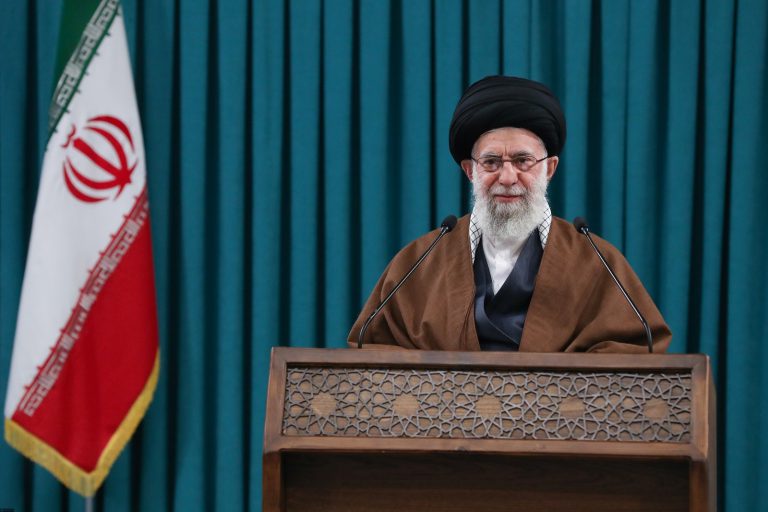 النص الكامل لكلمة الإمام الخامنئي بمناسبة عيد المبعث النبوي الشريف