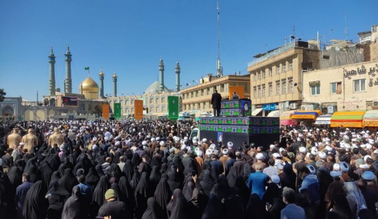 تشييع جثمان اية الله علوي جرجاني في قم المقدسة