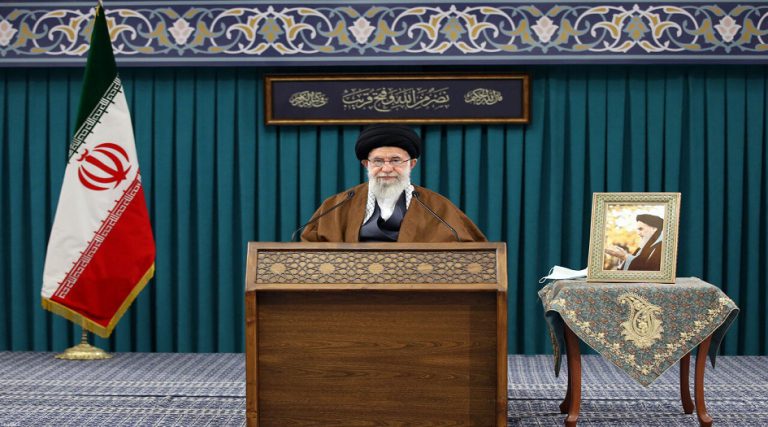 قوى محور المقاومة تؤكد تمسكها بمضامين خطاب قائد الثورة الاسلامية