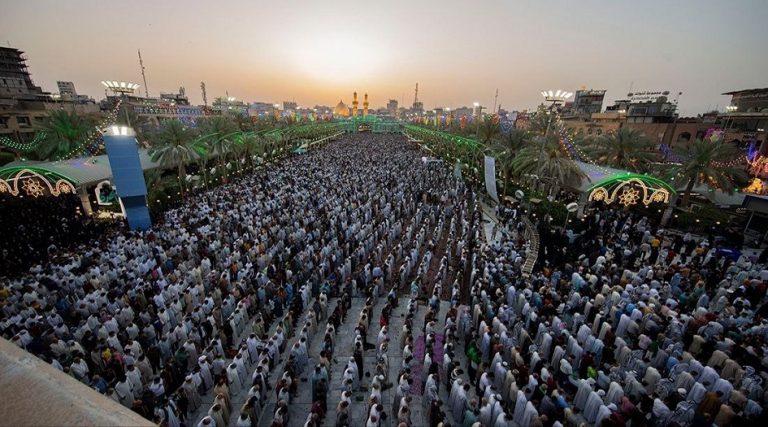 صلاة عيد الفطر قي كربلاء المقدسة