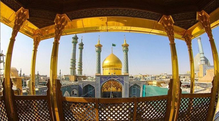 مشاهد من مرقد السيدة المعصومة في ذكرى ولادتها