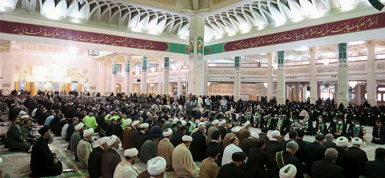 متولي العتبة الرضوية يحذر من مؤامرات الحركة الصهيونية التي تستهدف المقدسات