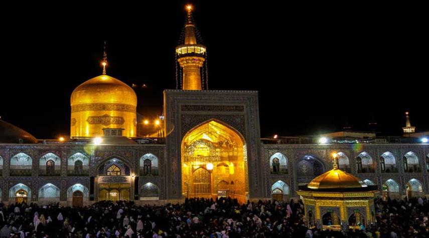 إيران.. استضافة زوار الإمام الرضا (ع) في مساجد مشهد المقدسة