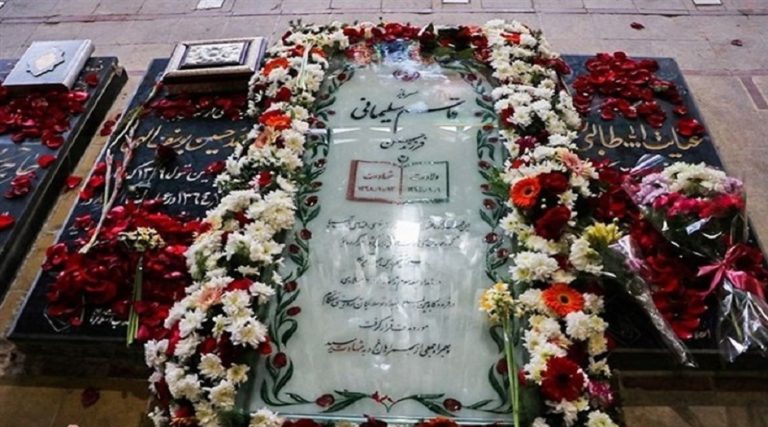 ايران... مدينة كرمان تكتظ بزوار مرقد الشهيد سليماني