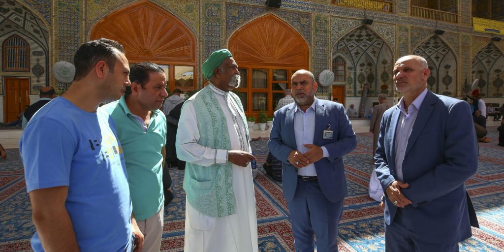 سفير منظمة اليونسكو للسلام في السودان يزور العتبة العلوية المقدسة
