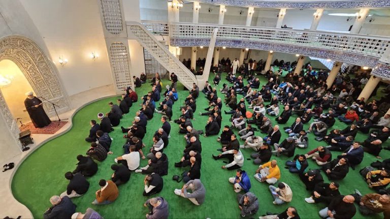 حجة الاسلام شهرياري : فلسطين ستبقى قضية العالم الاسلامي الاولى