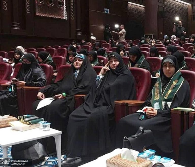 ملتقى دولي تحت شعار (التضامن مع نساء واطفال غزة المظلومين) في جامعة الزهراء للبنات بمدينة كربلاء