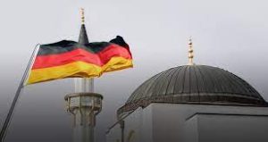 دراسة: أكثر من 40% من الرجال المسلمين في ألمانيا يعانون من العنصرية بشكل يومي
