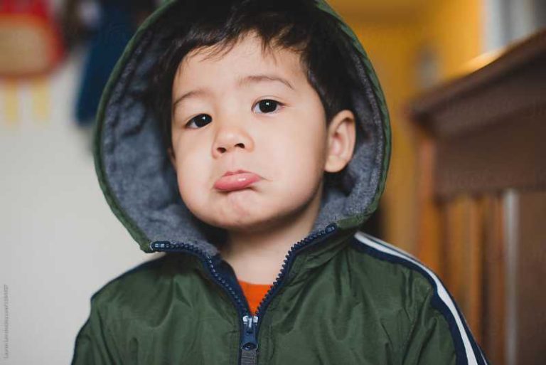 كيف أتصرف إذا كان إبني لا يحب فعل الخير