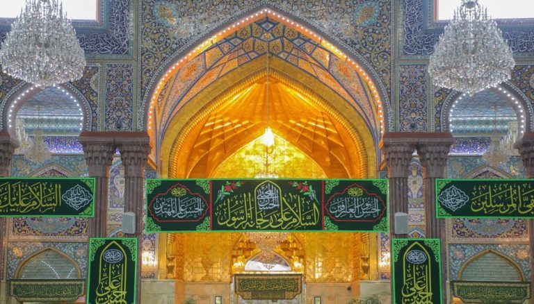 بالصور.. لوحات مطرزة تزين الصحن الحسيني الشريف تزامنا مع ذكرى ولادة الإمام الحسن المجتبى (ع)