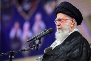 النّص الكامل لكلمة الإمام الخامنئي في مراسم إحياء ذكرى الشهيد السيد إبراهيم رئيسي وشهداء الخدمة