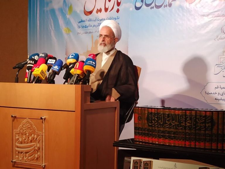 آية الله الأعرافي: الحوزة والمرجعية لا معنى لهما بدون ارتباط وثيق مع الشعب