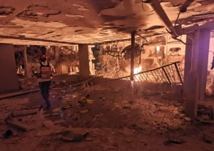 هجوم إيراني بالصواريخ والمسيّرات يضرب عمق الاحتلال: قتلى وأكثر من 200 إصابة ودمار هائل