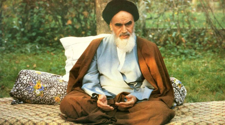 نهج الإمام الخميني (رض) في مواجهة الاستكبار العالمي