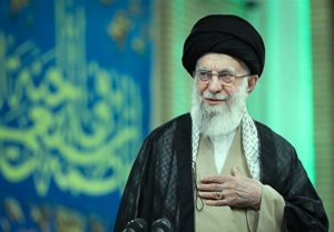 قائد الثورة يوافق على عفو وتخفيف عقوبة جمع من المدانين في البلاد