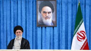 حزب الله: لا يمكن هزيمة ملايين الأحرار الملتفّين حول قيادة الولي الخامنئي ولو اجتمع كفرة العالم ومجرموه