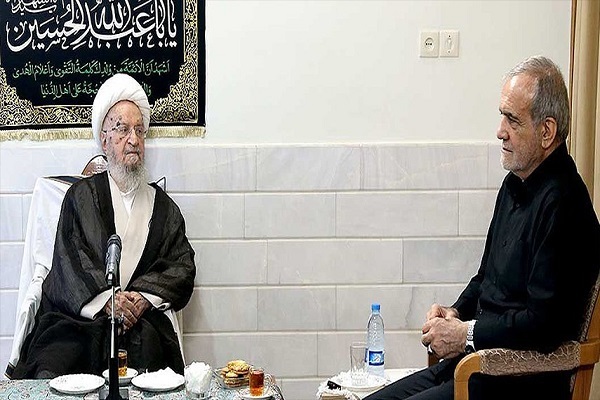 آية الله مكارم الشيرازي: وحدة الشعب تعززت بعد العدوان الصهيوأميركي