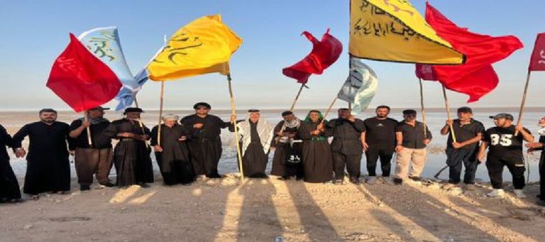 انطلاق أولى طلائع زوار أربعينية الامام الحسين (ع) سيرا على الاقدام من اقصى جنوبي البصرة الى كربلاء