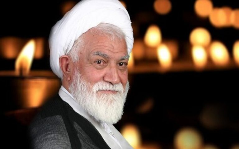 قائد الثورة الإسلاميّة يعزّي بوفاة العالم المجاهد حجة الإسلام نعيم آبادي عضو مجلس خبراء القيادة