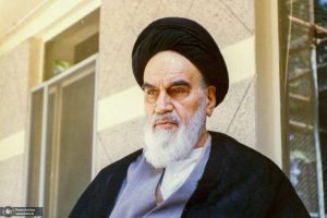 بحسب قول الإمام الخميني، ما هو الفنّ المقبول عند القرآن؟