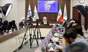 لقاء أساتذة ومفسّري القرآن مع آية الله أعرافي: مرجعية القرآن في العلوم الإنسانية شرطٌ لبناء الحضارة