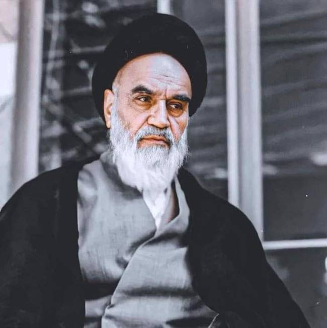 ما هي توصية الإمام الخميني لآباء الكنيسة؟