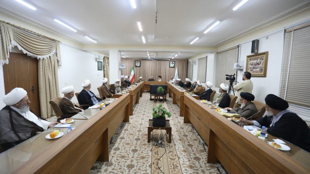 ماذا جرى في اجتماع «مجتمع المدرّسين» مع رئيس الإعلام الوطني؟