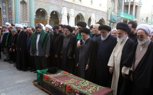 جثمان شقيق آية الله العظمى السيستاني يشيّع في مدينة قم المقدسة