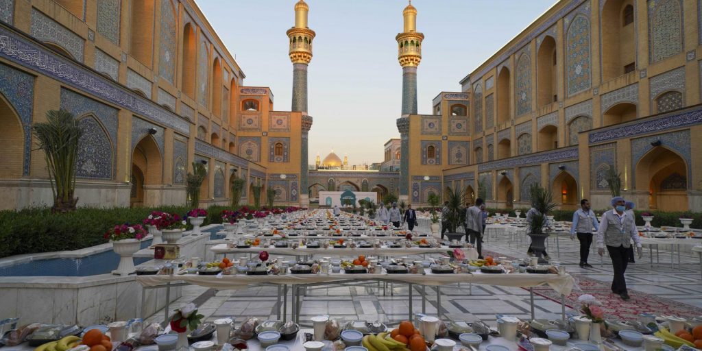 موائد إفطار يومية وأسبوعية للزائرين في رحاب العتبة العلوية المقدسة خلال شهر رمضان المبارك