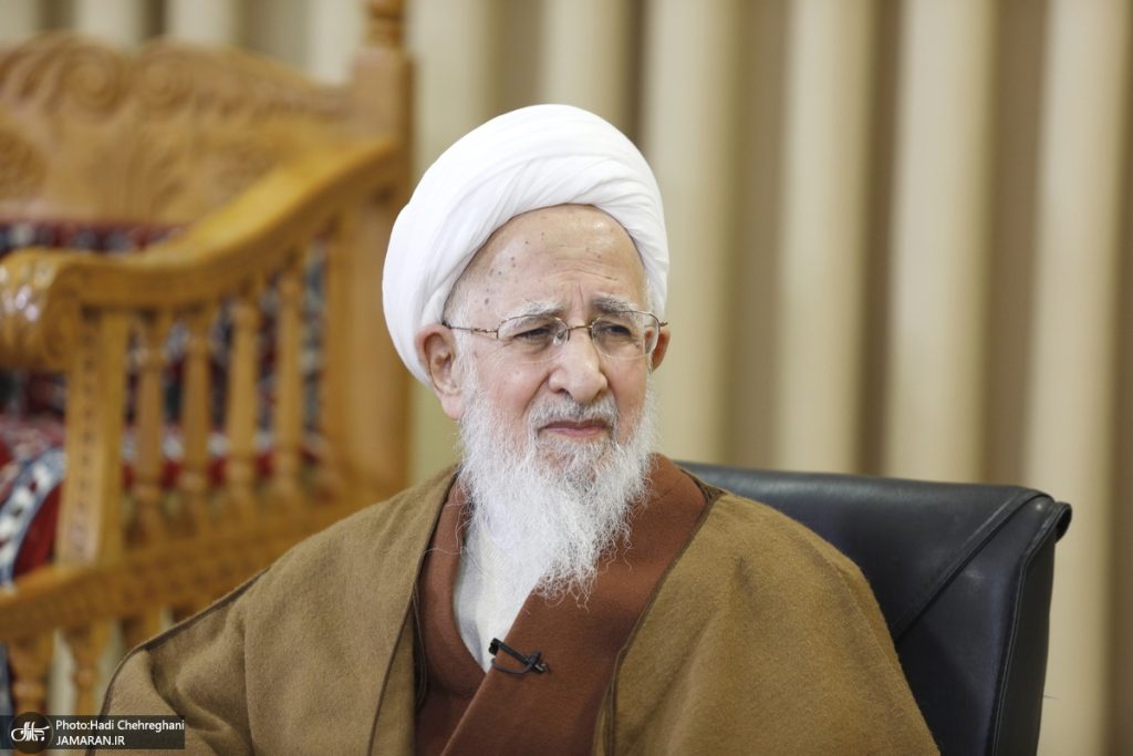 شهر الأعياد والجوائز!!